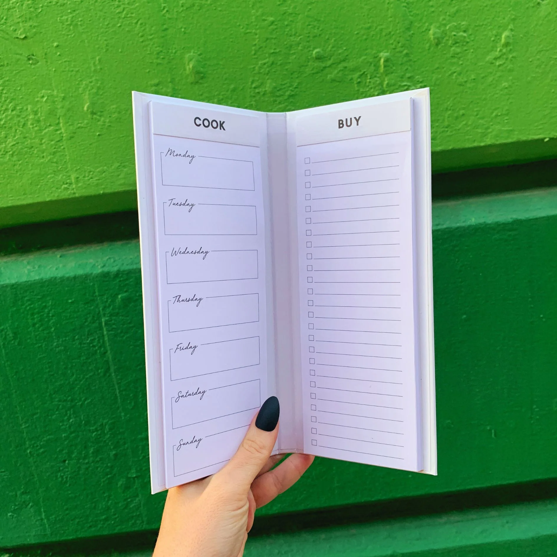 Live Organically Weekly Meal Planner | Hardbound | White and Rose Gold - Image 6